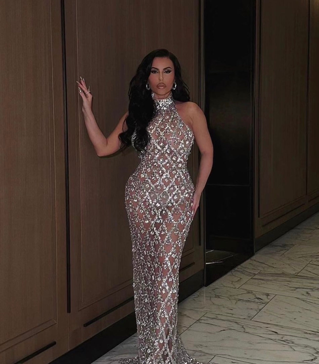 lookbook image shop_this_look_AVdw3f